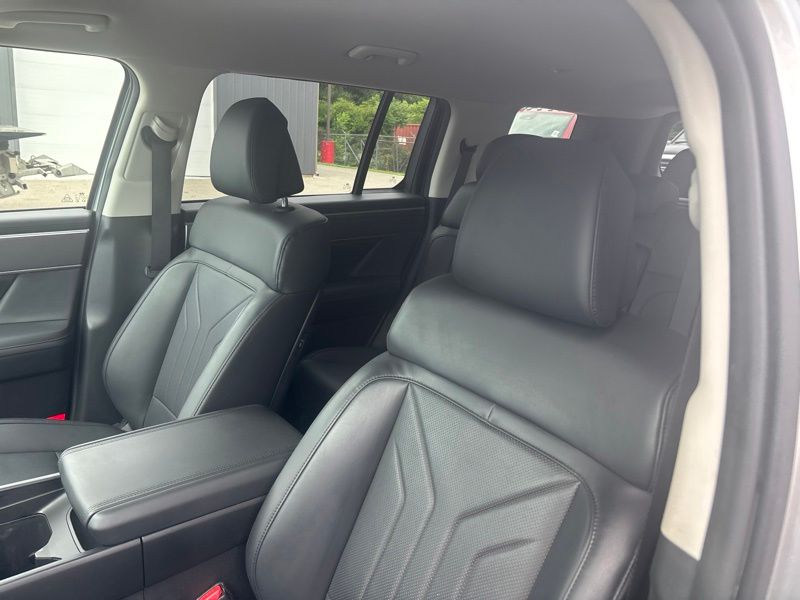 Used 2024 Hyundai Santa Fe Hybrid SUV