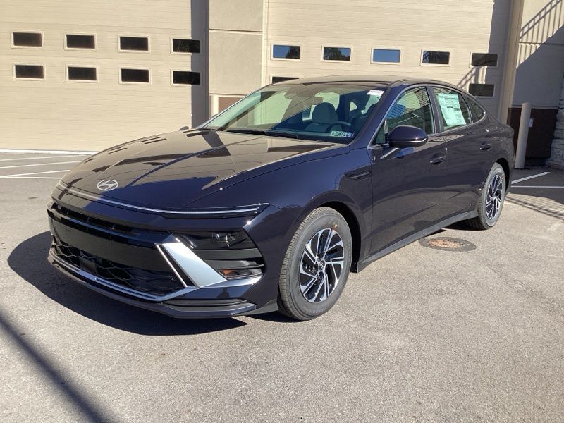 New 2026 Hyundai Sonata Hybrid Sedan