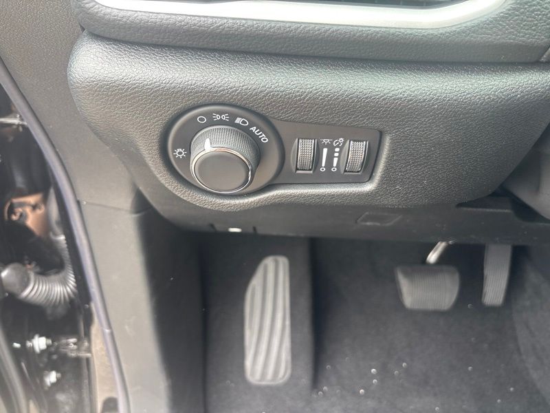 New 2027 Chrysler Pacifica Van
