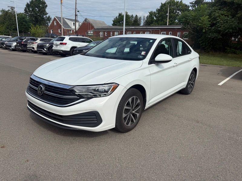 Used 2024 Volkswagen Jetta Sedan