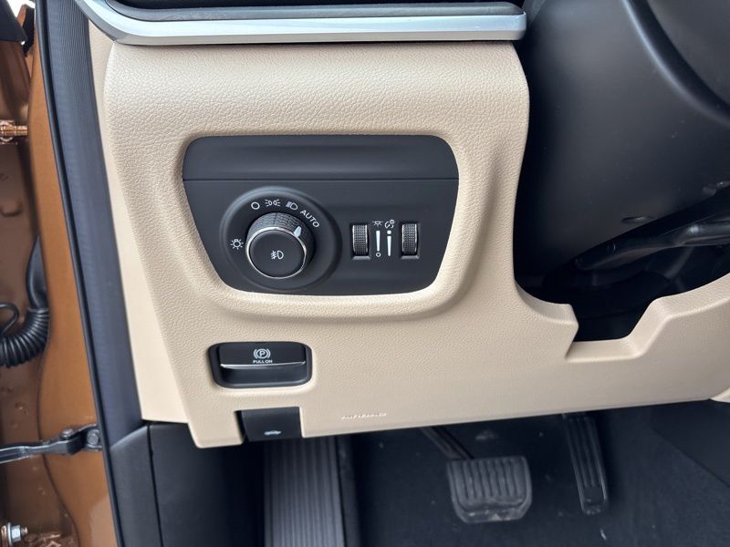 New 2026 Jeep Grand Cherokee SUV