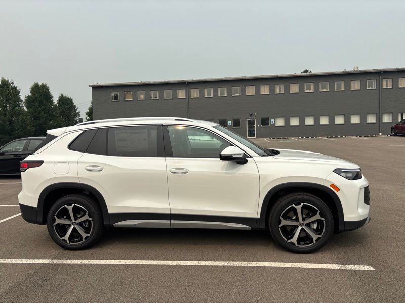 New 2026 Volkswagen Tiguan SUV