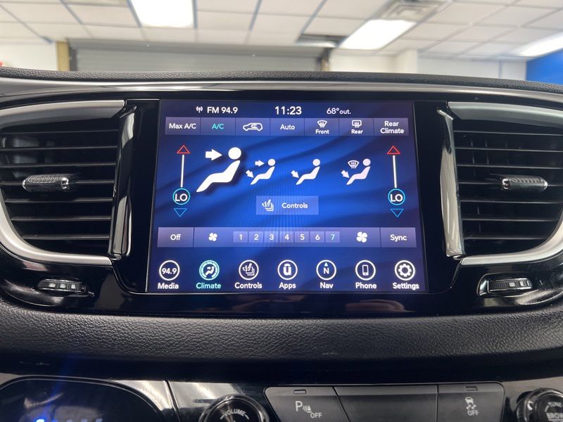 Used 2020 Chrysler Pacifica Hybrid Van