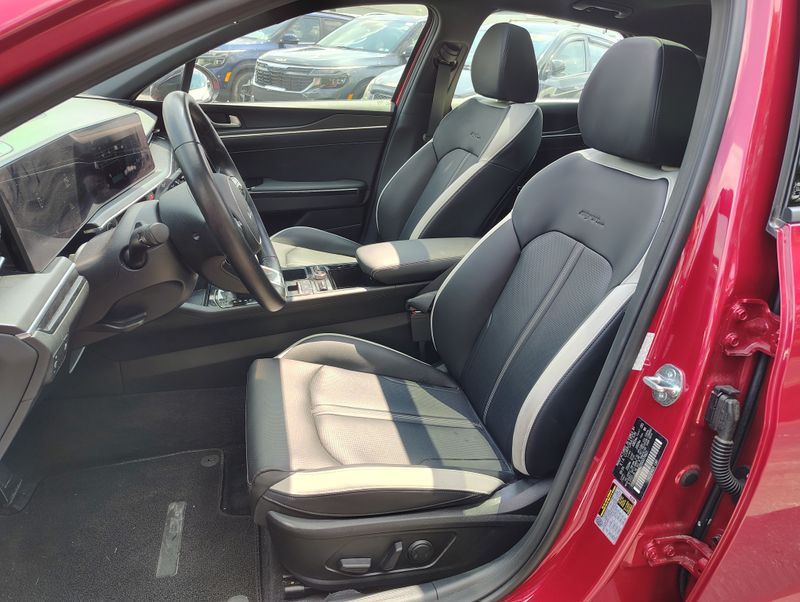Used 2025 Kia K5 Sedan
