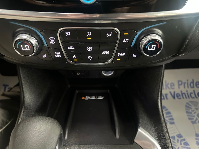 Used 2023 Chevrolet Traverse SUV