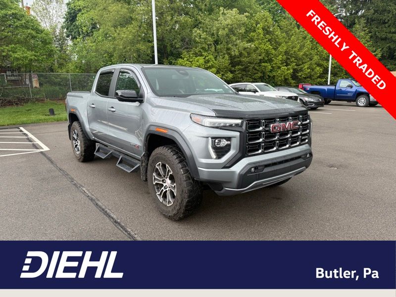 2024 GMC Canyon 4WD AT4 Crew Cab Short Box's photo
