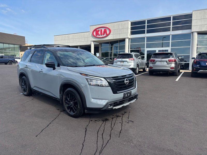 Used 2023 Nissan Pathfinder SUV