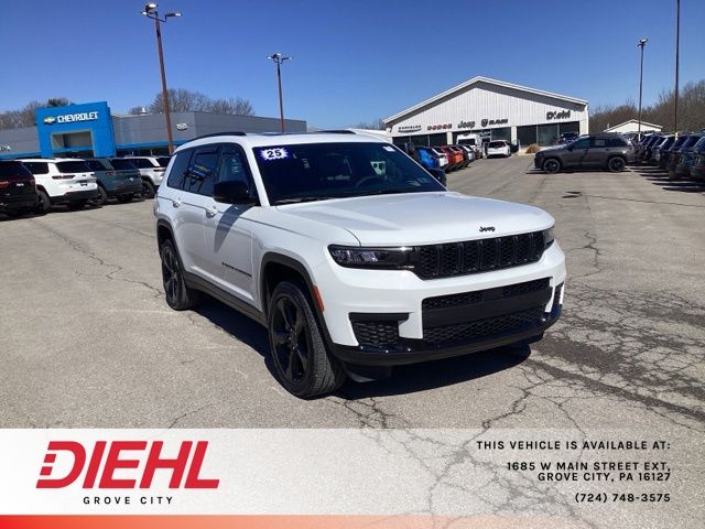 2025 Jeep Grand Cherokee L Altitude X 4WD