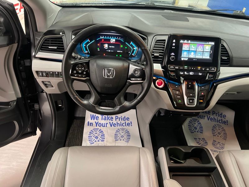 Used 2023 Honda Odyssey Van