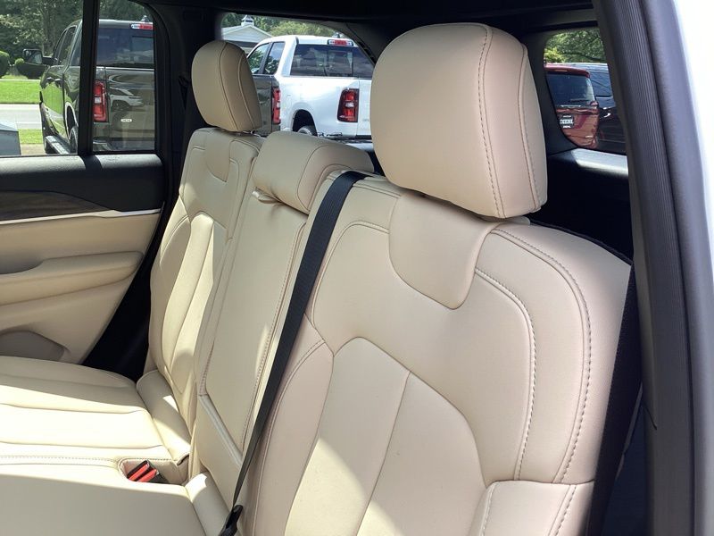 New 2026 Jeep Grand Cherokee SUV