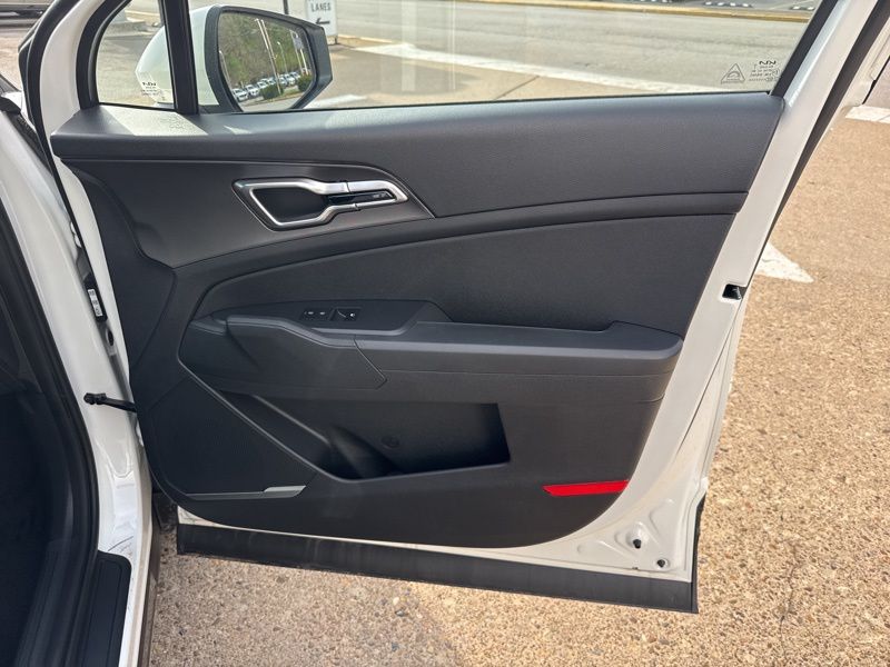 New 2026 Kia Sportage Hybrid SUV