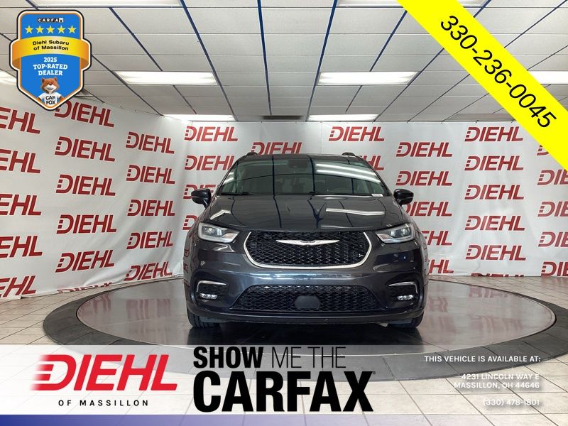 Used 2021 Chrysler Pacifica Van