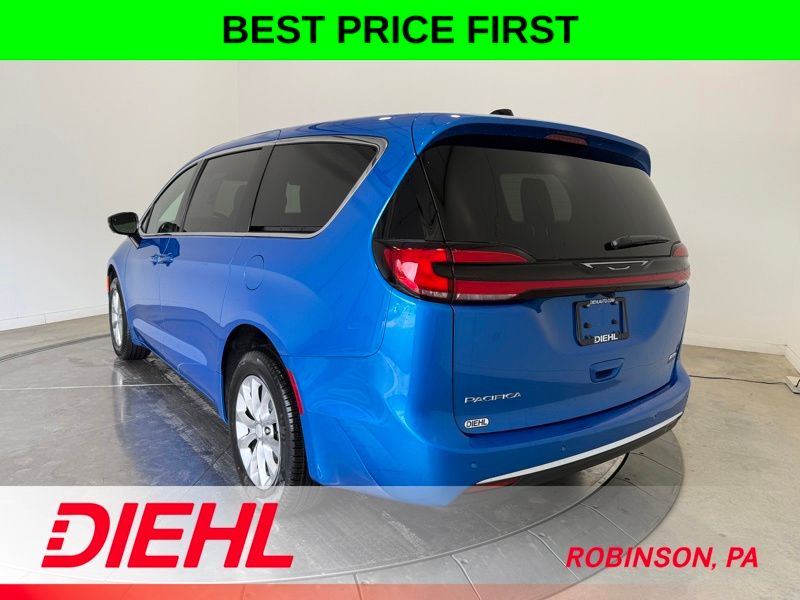 New 2027 Chrysler Pacifica Van
