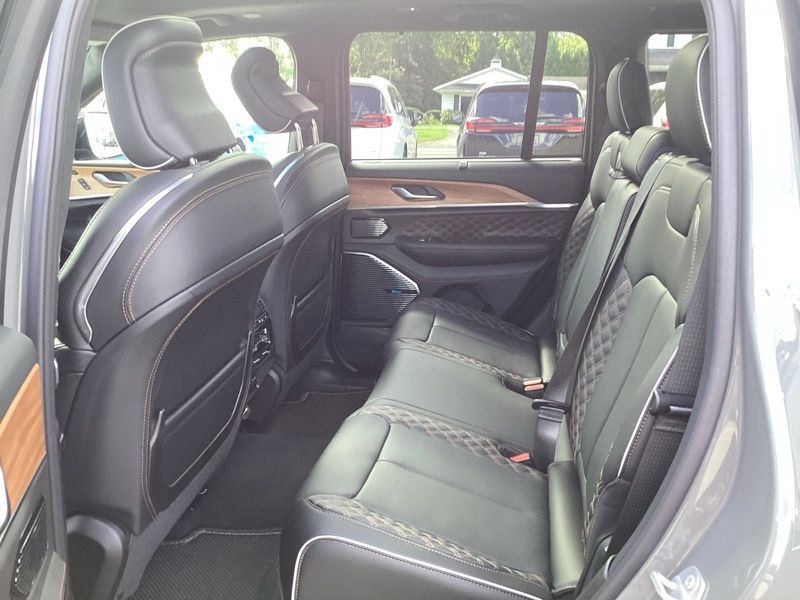 New 2027 Jeep Grand Cherokee SUV