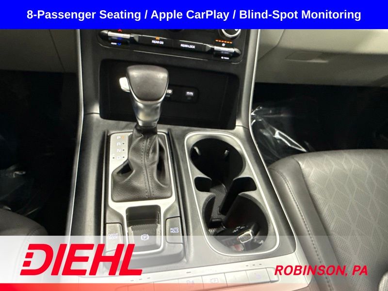 Used 2024 Kia Carnival Van