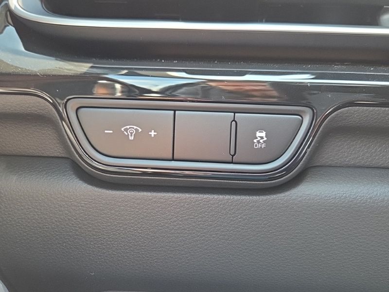 New 2026 Kia Carnival MPV Van