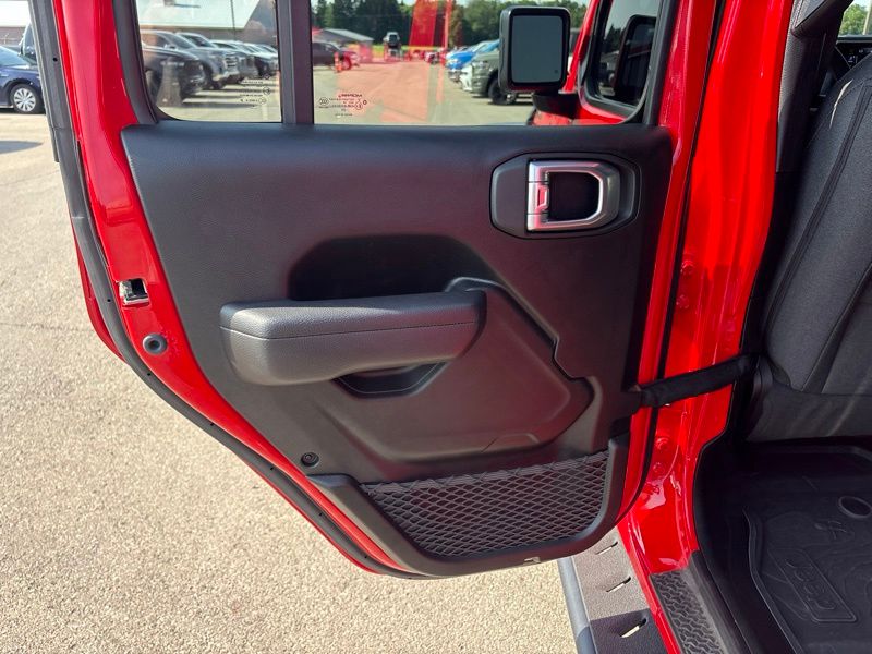 Used 2024 Jeep Wrangler SUV