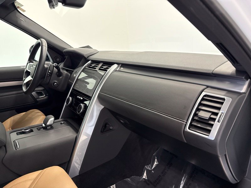 Used 2025 Land rover Discovery SUV