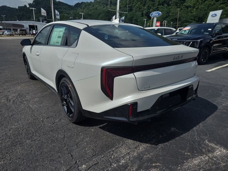 New 2026 Kia K4 Sedan