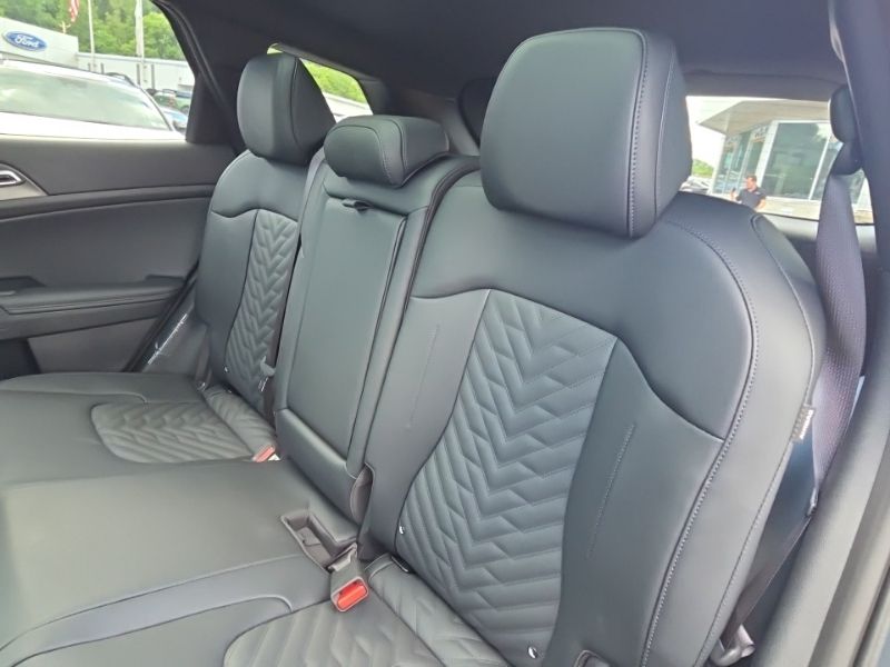 New 2026 Kia Sportage Hybrid SUV