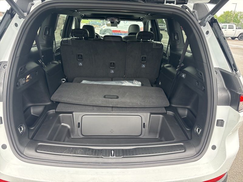 New 2026 Jeep Grand Cherokee L SUV