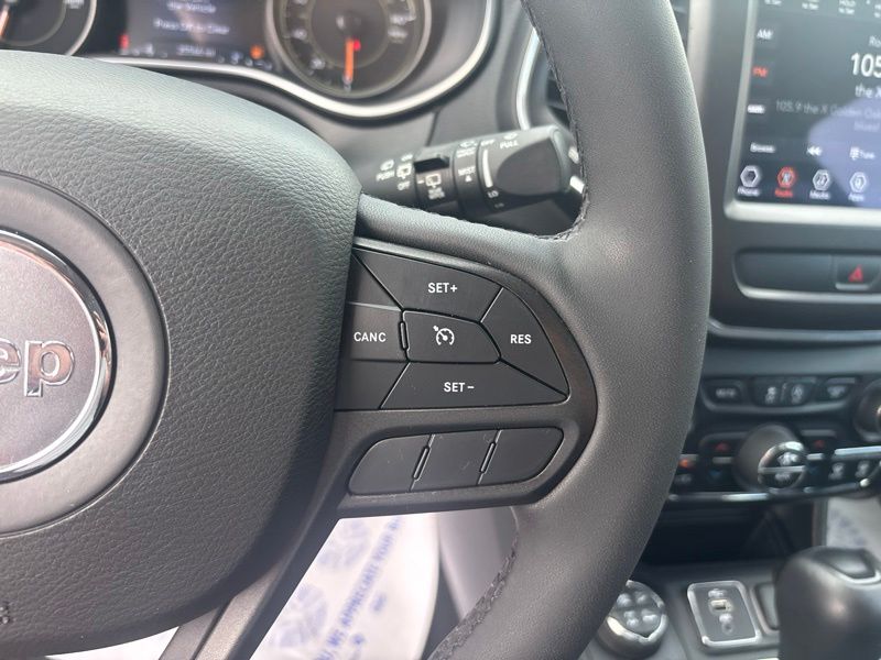 Used 2022 Jeep Cherokee SUV