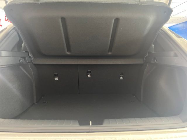 New 2026 Kia K4 Hatchback Hatchback