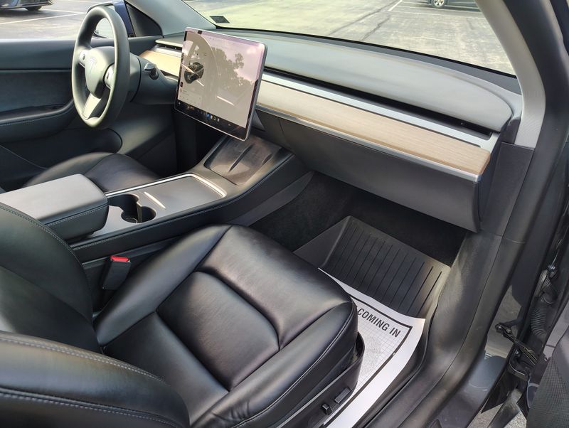 Used 2021 Tesla Model Y SUV