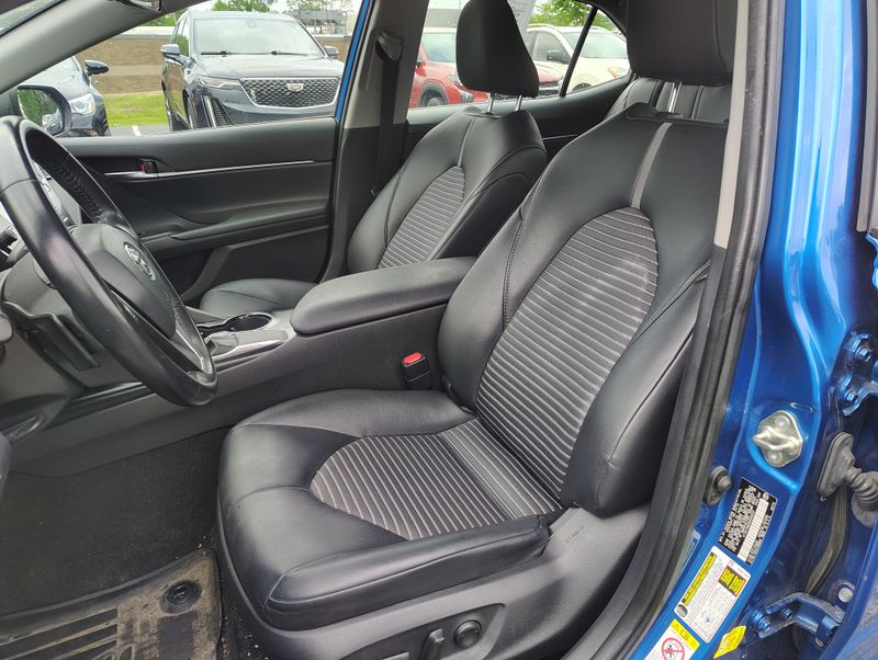 Used 2019 Toyota Camry Sedan