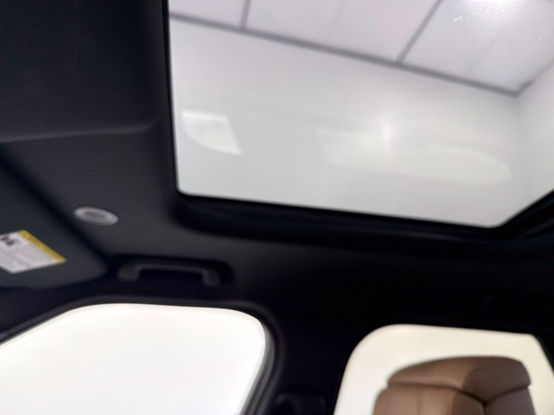 Used 2025 Land rover Discovery SUV