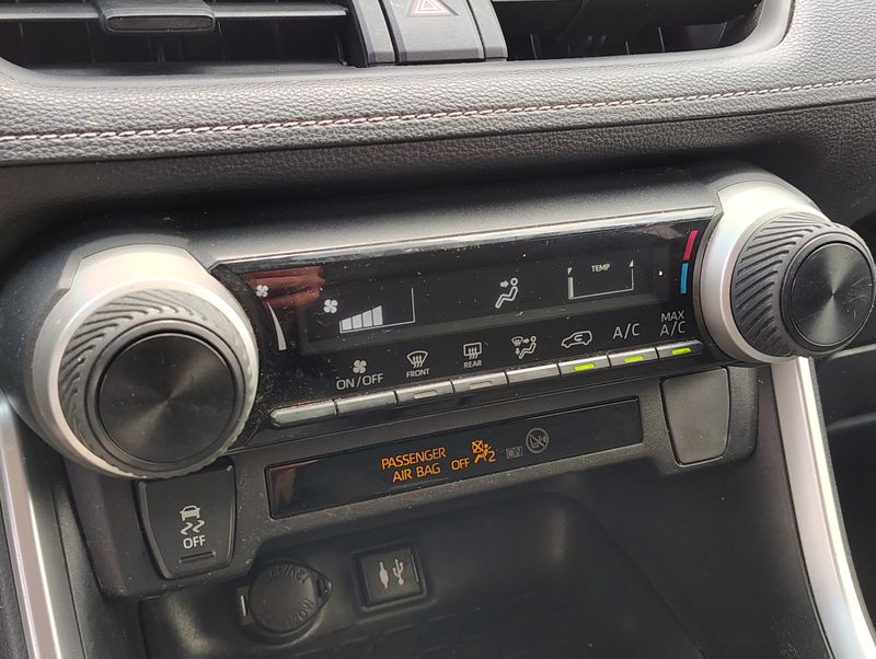 Used 2019 Toyota RAV4 SUV