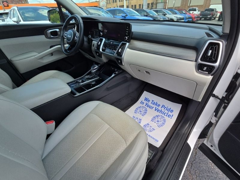 Used 2023 Kia Sorento SUV