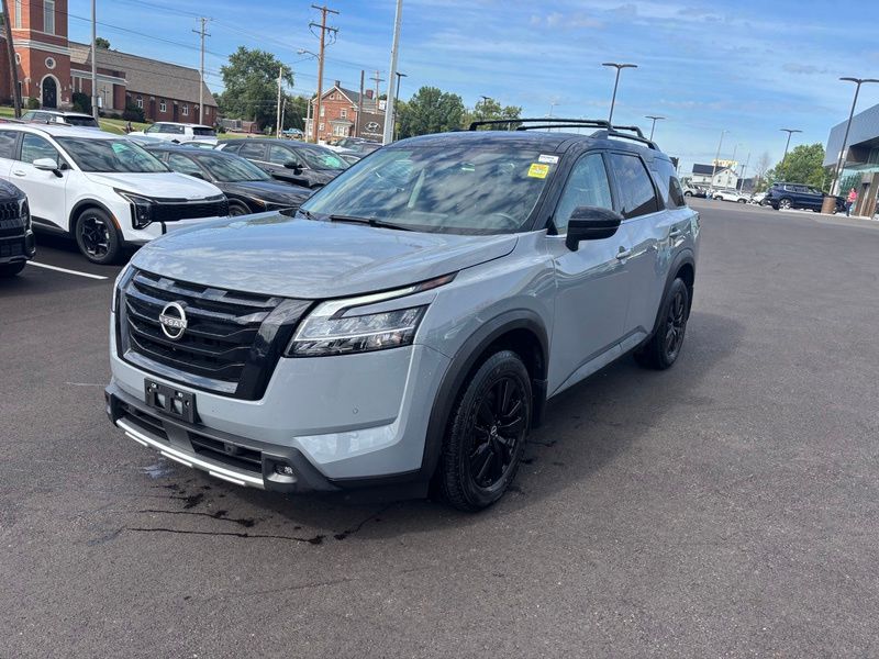 Used 2023 Nissan Pathfinder SUV