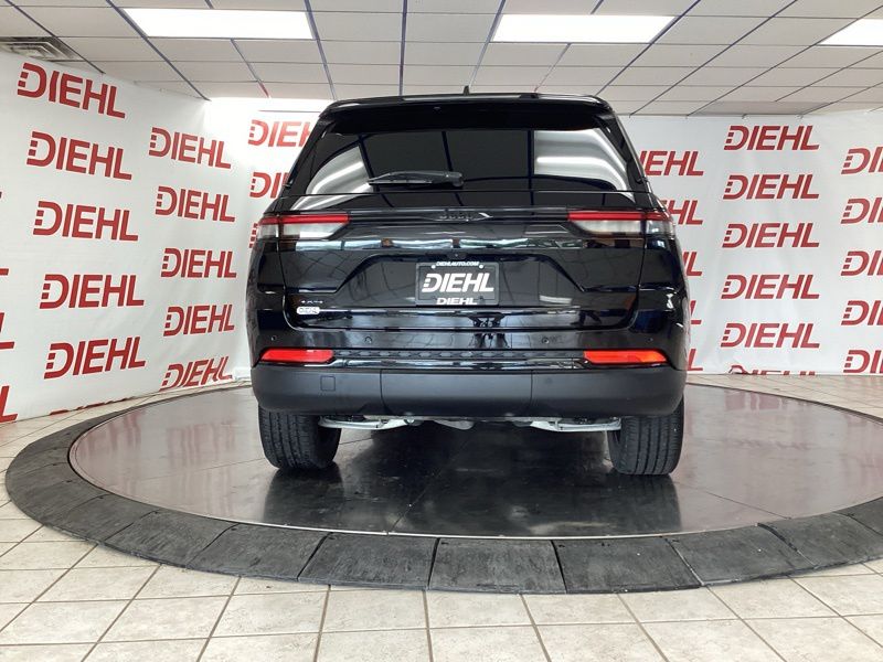 Used 2024 Jeep Grand Cherokee SUV