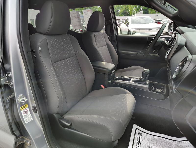 Used 2017 Toyota Tacoma Truck