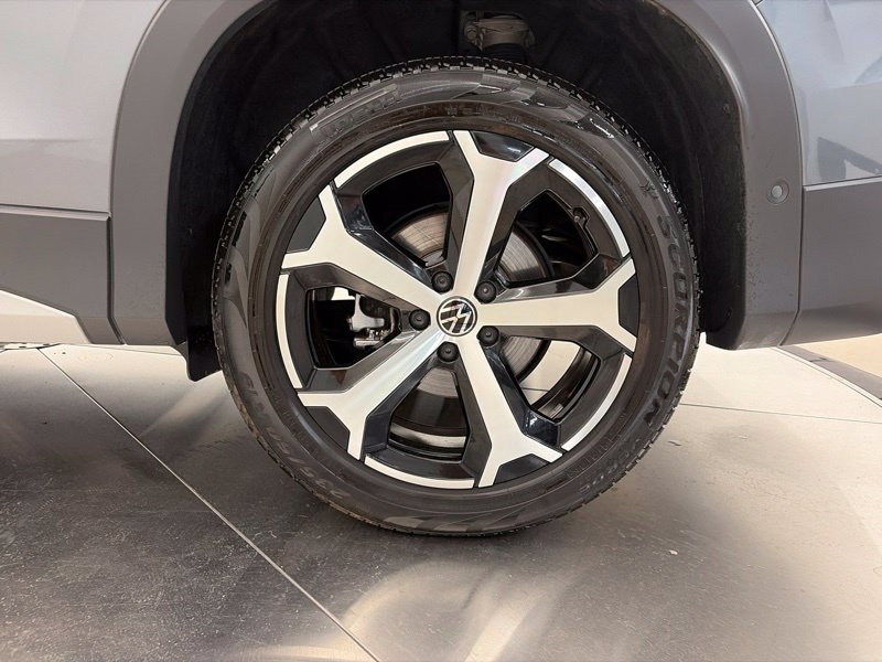 Used 2025 Volkswagen Tiguan SUV