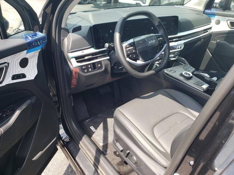 New 2027 Kia Sportage Hybrid SUV