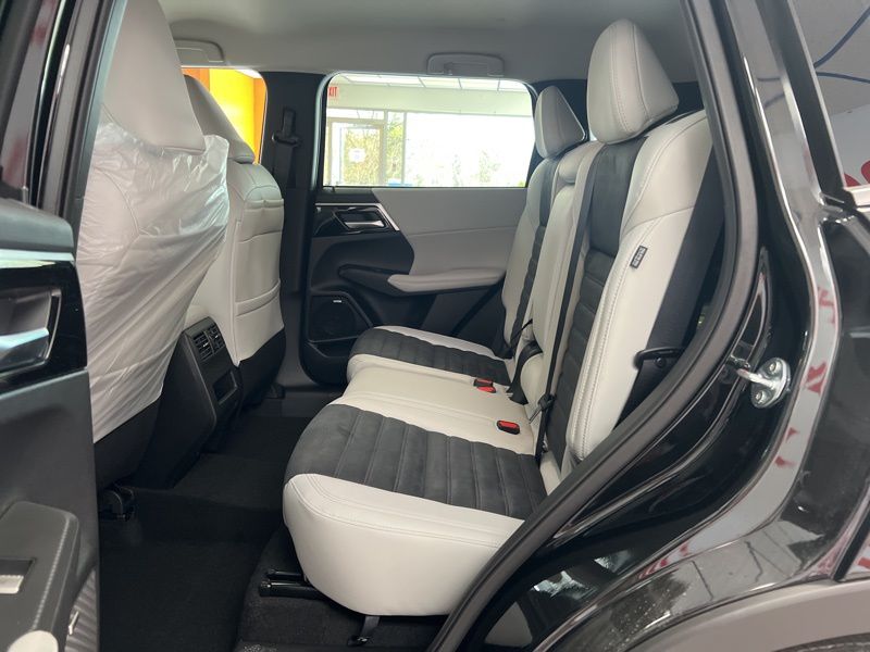 New 2026 Mitsubishi Outlander SUV