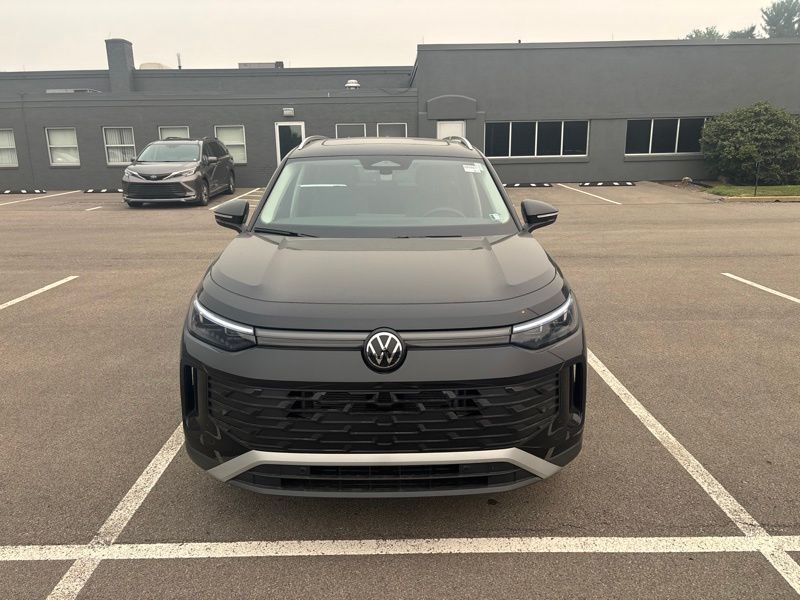 New 2026 Volkswagen Tiguan SUV