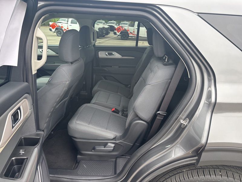 Used 2025 Ford Explorer SUV