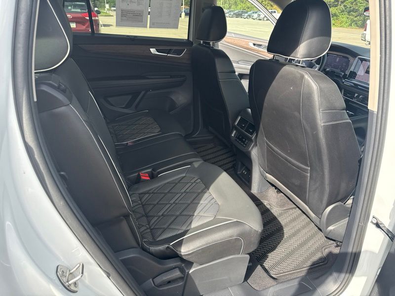 Used 2024 Volkswagen Atlas SUV