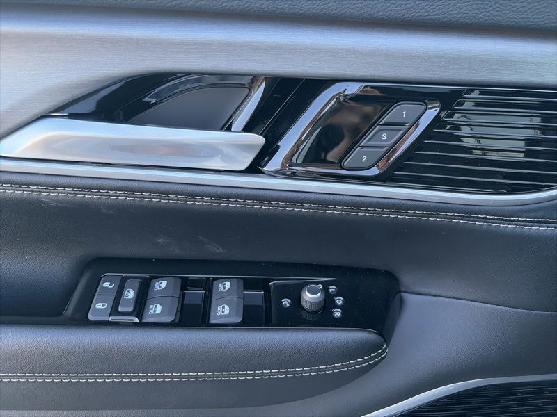 New 2026 Jeep Grand Wagoneer SUV