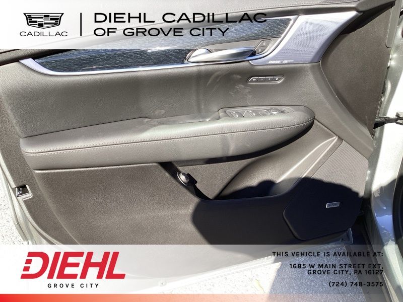 New 2025 Cadillac XT5 SUV