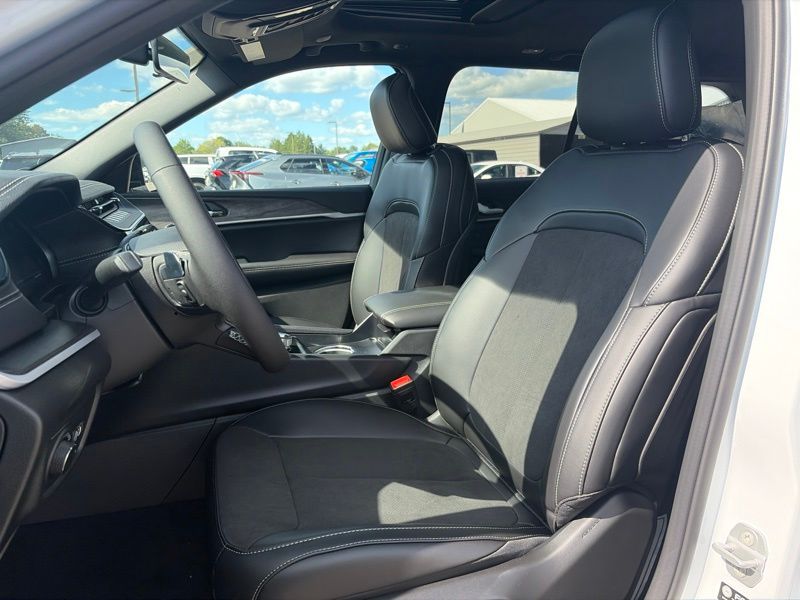 New 2026 Jeep Grand Cherokee SUV