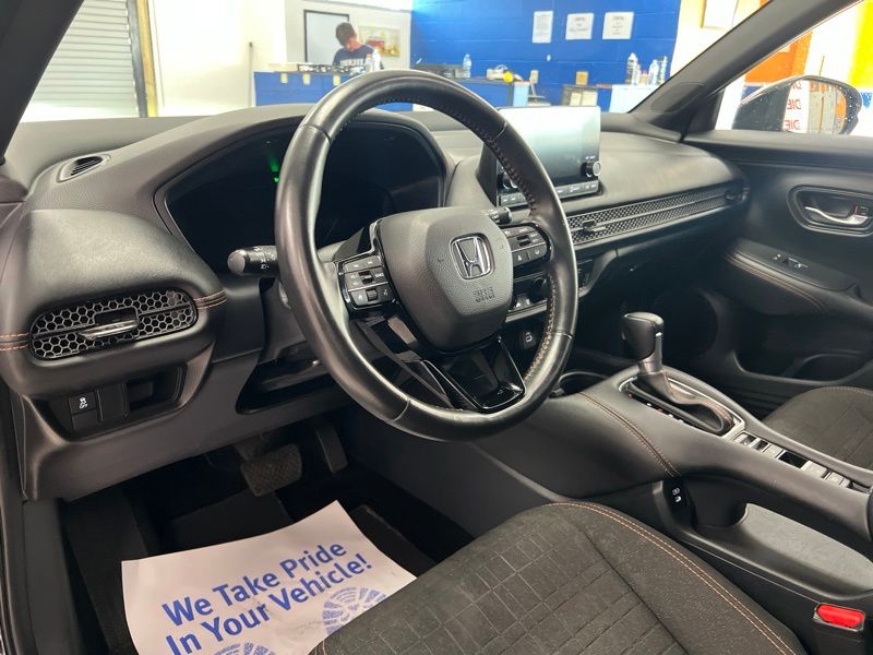 Used 2025 Honda HR-V SUV