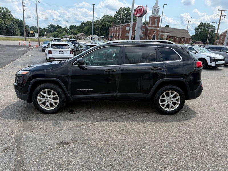 Used 2017 Jeep Cherokee SUV