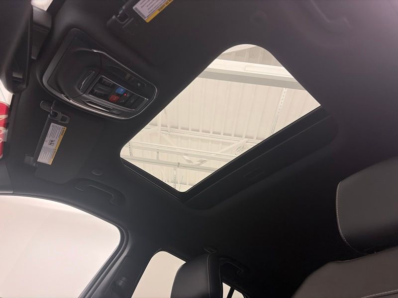 Used 2024 Jeep Grand Cherokee SUV