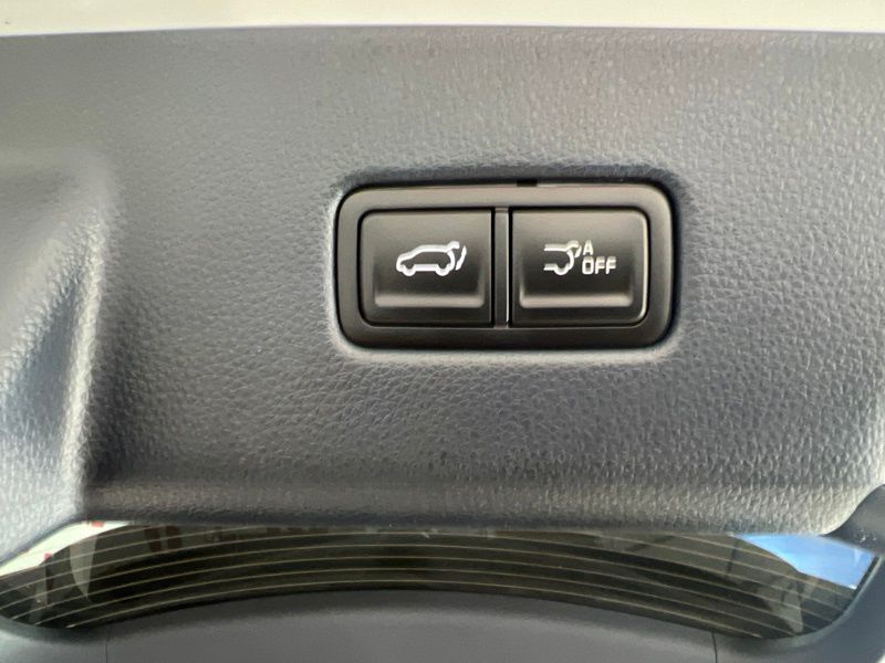 New 2026 Kia Carnival MPV Van