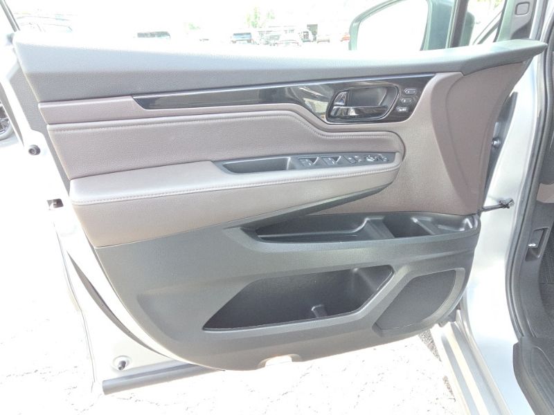 Used 2023 Honda Odyssey Van