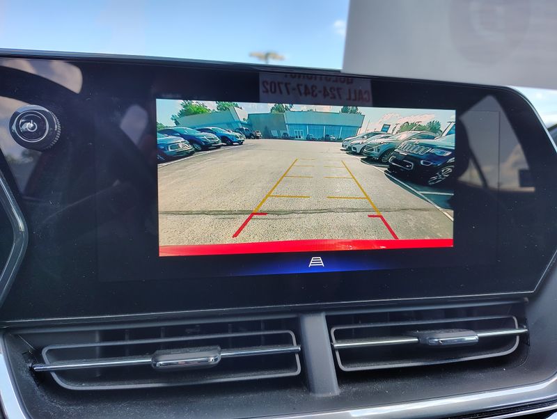 Used 2024 Chevrolet Trax SUV